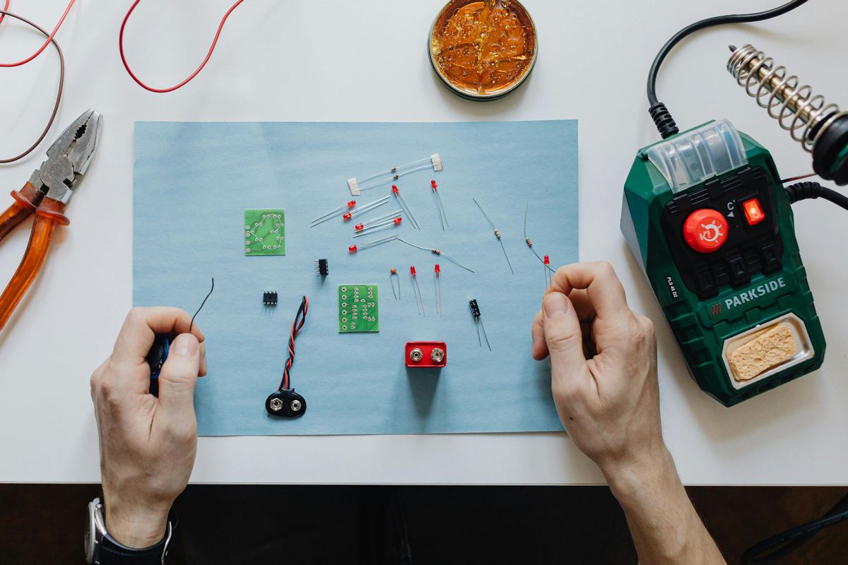 O que o eletricista precisa ter de materiais