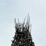 Para *desafios da montagem de cozinhas moduladas*, é crucial considerar a complexidade do nivelamento, a precisão do encaixe