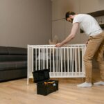 Para móveis de luxo, a montagem especializada é essencial devido à complexidade das peças, materiais nobres e design exclusiv