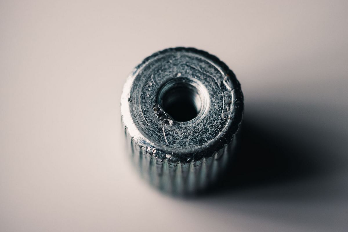 Fazer Sulcos em Conexões Metálicas
